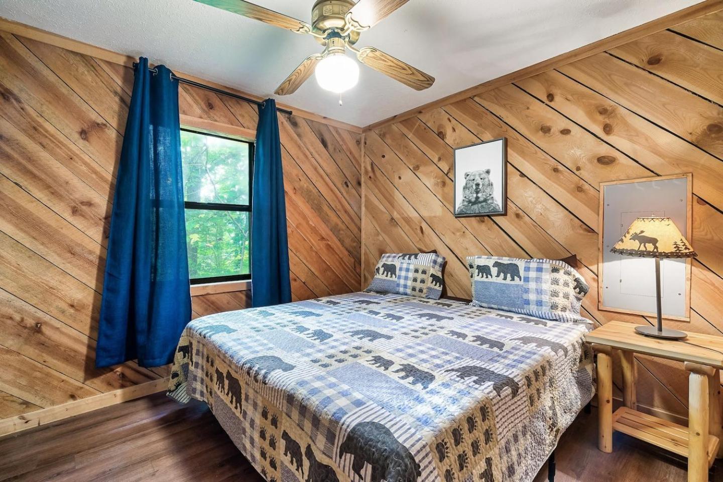 Romantic Mtn Cabin Hot Tub & Jacuzzi Views Sevierville Ngoại thất bức ảnh