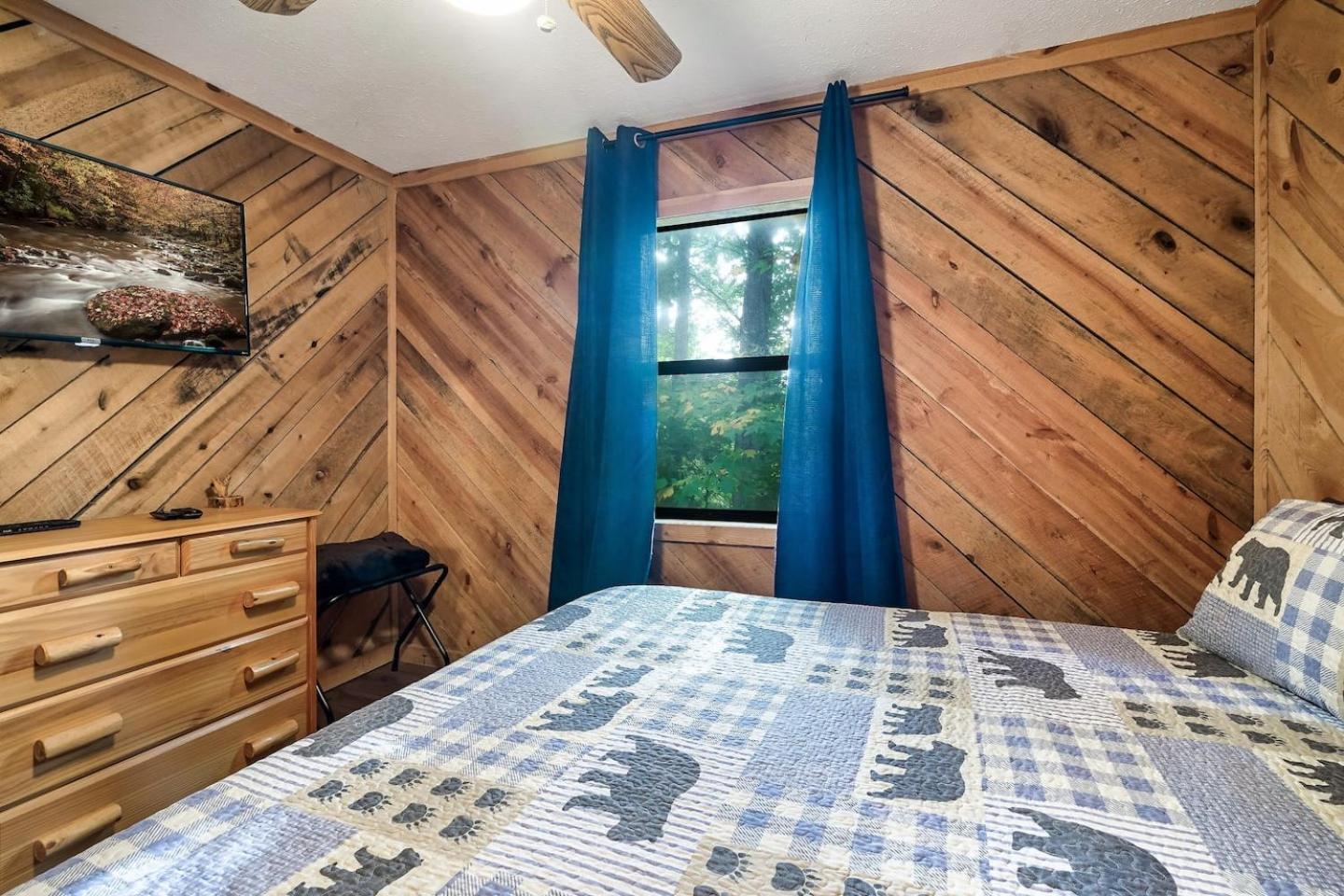 Romantic Mtn Cabin Hot Tub & Jacuzzi Views Sevierville Ngoại thất bức ảnh